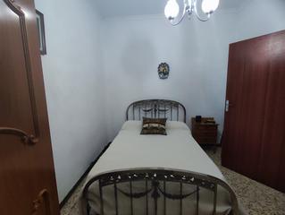 Haus  Calle velarde. Se vende casa en calle velarde de tomelloso