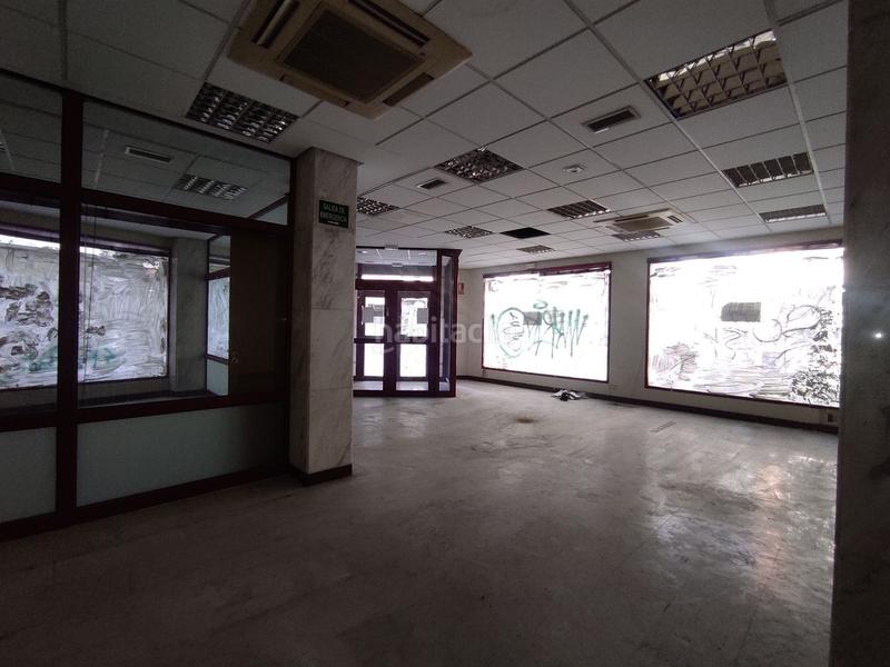 Foto 496c88e2-1372-46ec-8737-f28b21c2fbb0. Alquiler local comercial local en calle morería en Ciudad Real