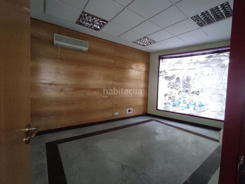 Foto 7c6c0add-9431-43f9-b1db-51547047e2f4. Rent business premise in La Moreria Ciudad Real