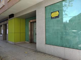 Location Local commercial  Calle estrella. Local en calle estrella