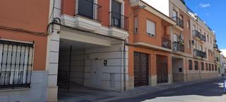 Aparcament cotxe  Calle carlos morales. Plazas de garaje disponibles en el centro de tomelloso
