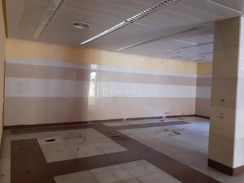 Foto 5fcf4fdc-c617-4a3d-9952-85b3c390596c. Alquiler local comercial local en calle toledo en Ciudad Real