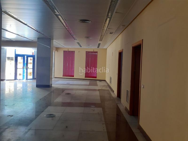 Foto 06d26200-5660-4603-9959-cc7f01a39893. Lloguer local comercial a Plaza de Toros Ciudad Real