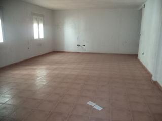 Pis  Avenida primero de mayo. Piso de 100 m2 en zona centro de puertollano