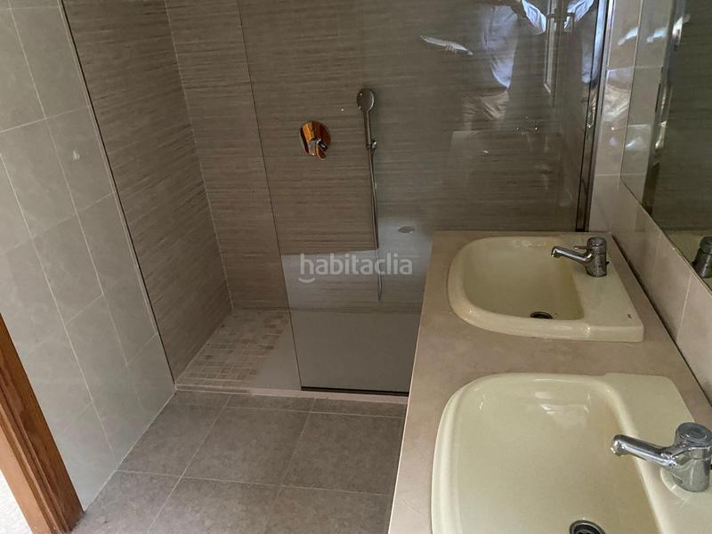 Foto 36e28a85-f985-49e9-aaed-4ceb3e00ae64. Casa excelente casa unifamiliar de 4 plantas en residencial con piscina en Miguelturra