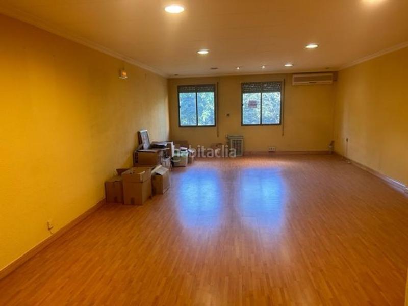 Foto f9c3d9cd-a23a-4d1f-ada5-7c019c7d21ac. Location bureau dans Centro Puertollano
