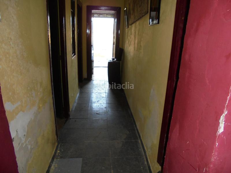 Foto 66b39149-44a8-4d2d-9295-f7fc60444c3e. Maison avec parking dans El Poblado - Abulagar Puertollano