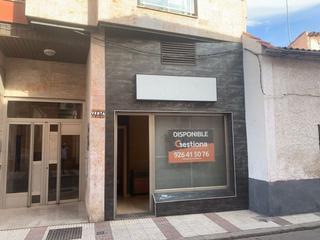 Local Comercial a Calle cuadro 28. Local en venta en calle cuadro