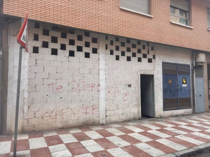 Foto 01da7966-0989-4c35-9dc1-508b53959b4a. Local comercial a Centro Puertollano