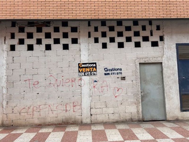 Foto 0bbdc4e5-c7b8-4e16-ab28-dc65d09c546c. Local comercial a Centro Puertollano