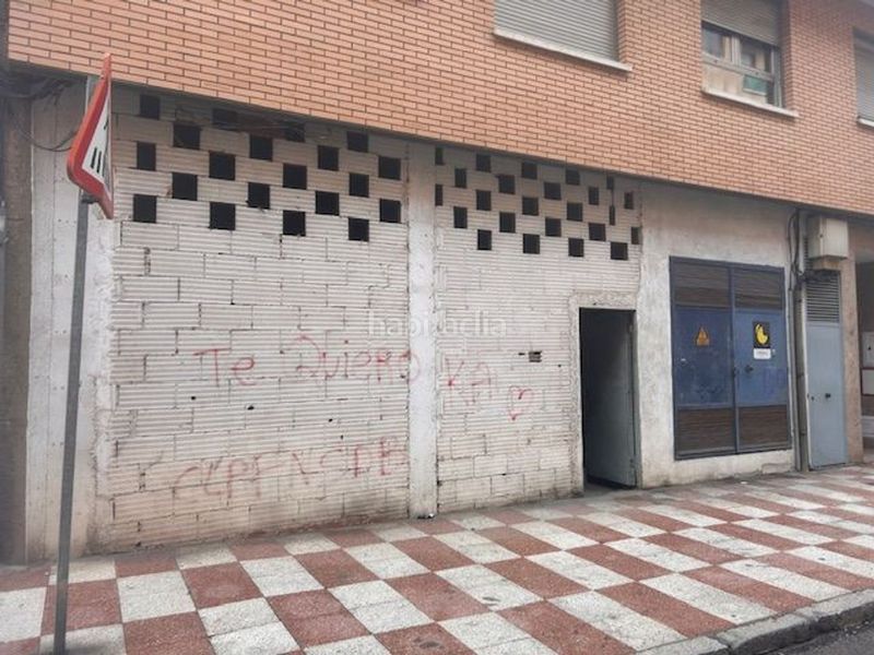 Foto 3a07522c-5a5c-4ece-976e-ec5e5ff1b74a. Local comercial a Centro Puertollano