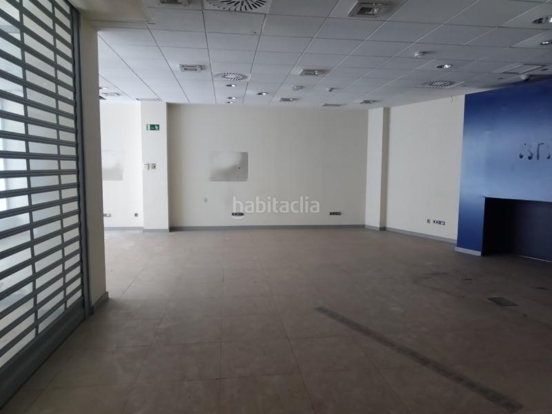 Foto 852b581a-3c8a-4fc1-964c-6d50d428ee8b. Local comercial loca comercial y plazas de garaje en Ciudad Real