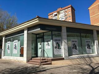 Local commercial  Plaza de alcudia. Local en venta: amplio y luminoso local esquinero