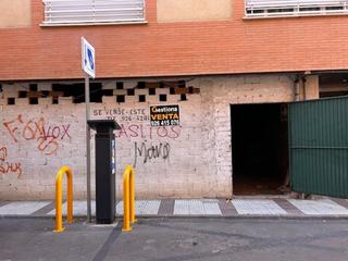 Local commercial  Calle cuadro. Local comercial en venta
