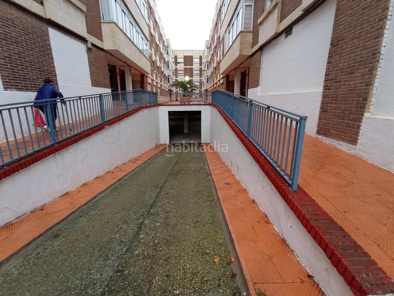 Foto dc5dbc0e-ba3d-46a9-ba99-f99b1f9d8bb4. Aparcament cotxe a Argamasilla de Alba
