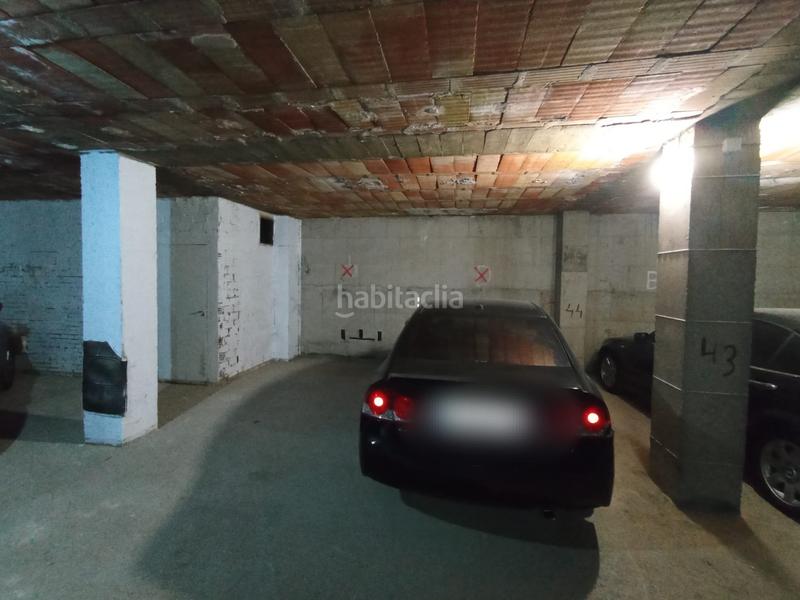 Foto de85aa06-41ab-4220-bb2f-ba5f3bcfd1dd. Aparcament cotxe a Argamasilla de Alba