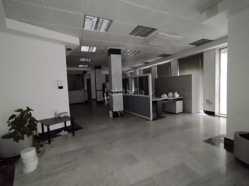Foto 48bd35e8-ba34-4a85-8f8a-22e8352ff431. Local commercial dans Solana (La)