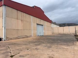 Rent Industrial building in Calle seis 603