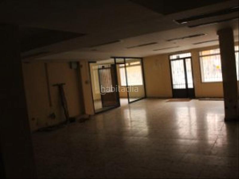 Foto c46c4398-f725-42b3-90e9-92d39a2de3ec. Location local commercial dans calle calzada 2 dans Puertollano