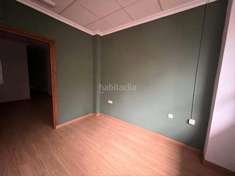 Foto 7367e24f-c800-474c-b082-958c7608c0cb. Alquiler local comercial en paseo de san gregorio 85 en Puertollano