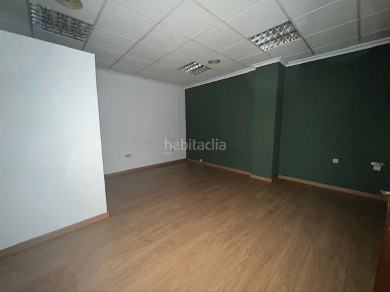 Foto e386be7c-1c51-4c54-a3a8-7512548b0f02. Alquiler local comercial en paseo de san gregorio 85 en Puertollano