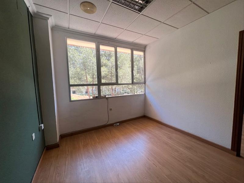 Foto 0687ad44-6cd4-4d80-a1f5-7e6cf49e0f6d. Location local commercial dans paseo de san gregorio 85 dans Puertollano