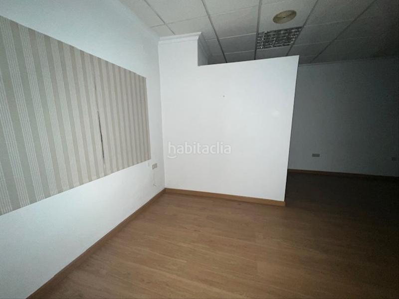 Foto 0bf6c557-2e74-4c00-80b6-90db4ae0dcc8. Location local commercial dans paseo de san gregorio 85 dans Puertollano