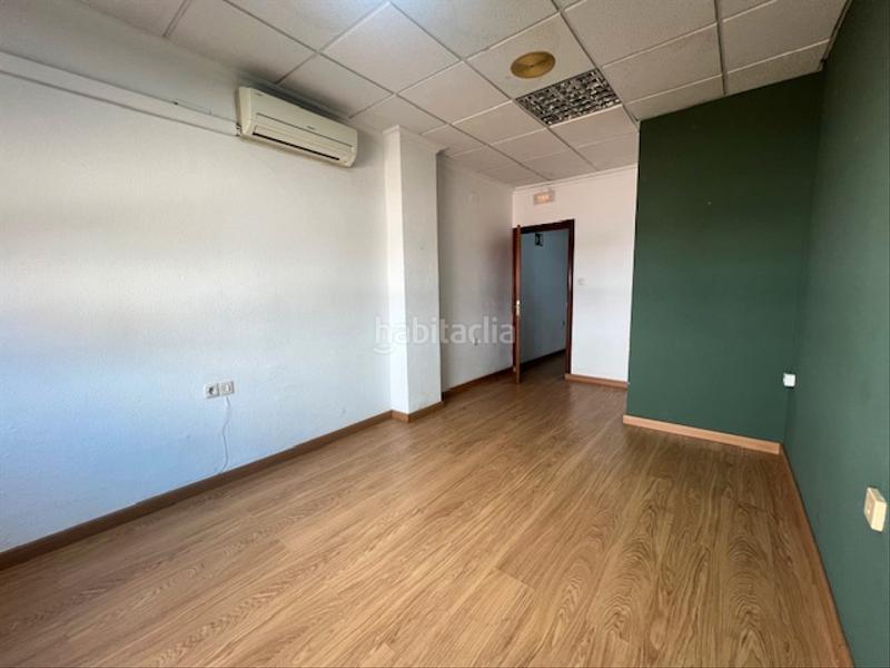 Foto 648fb0fd-f156-4697-9953-4ebe119155e9. Location local commercial dans paseo de san gregorio 85 dans Puertollano