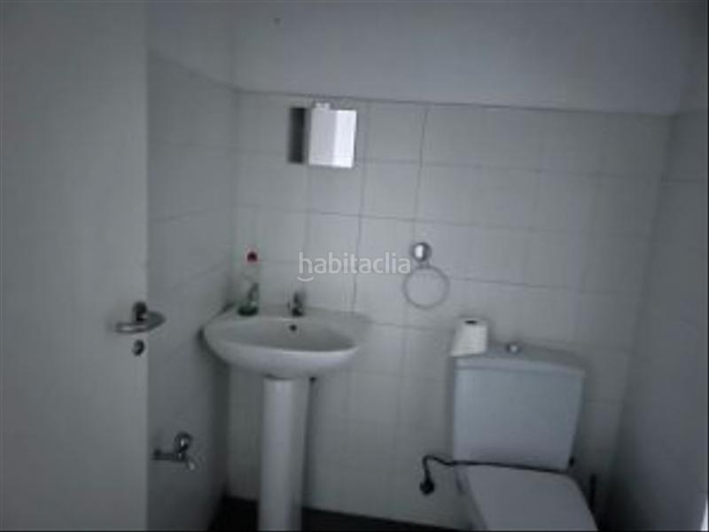 Foto 9d9e5d5d-1d91-4531-9d07-ae510f7b6b16. Alquiler local comercial en paseo de san gregorio 56 en Puertollano