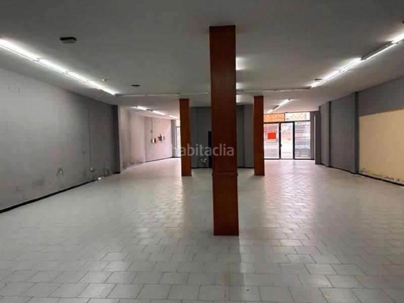 Foto 76a855c3-a310-48c5-aef6-7f94d2e77db0. Alquiler local comercial en calle ancha 38 amplio local comercial en alquiler en calle ancha en Puertollano