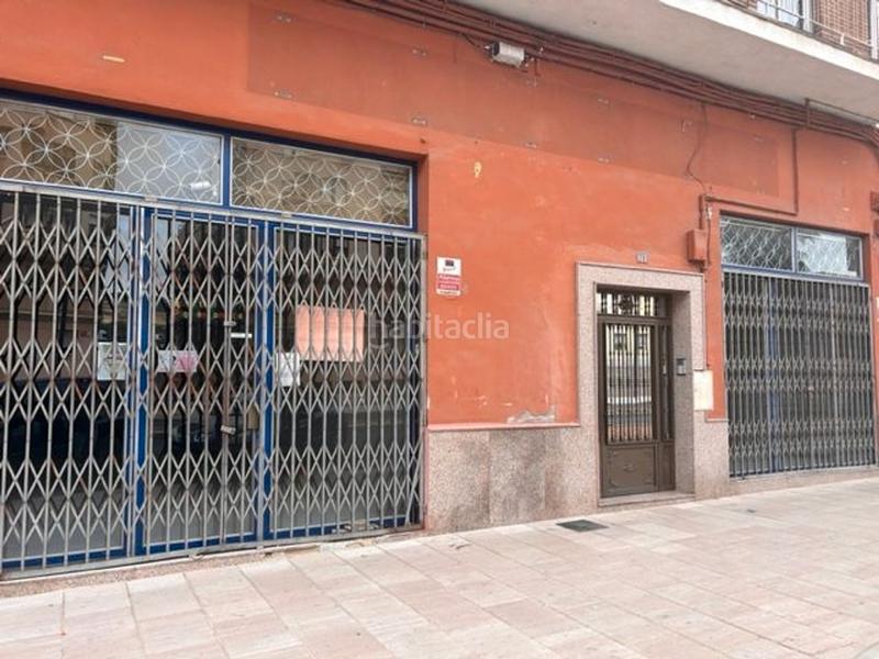 Foto bf1ddfb6-1848-4d6f-8149-b9ba4f9b85b8. Alquiler local comercial en calle ancha 38 amplio local comercial en alquiler en calle ancha en Puertollano