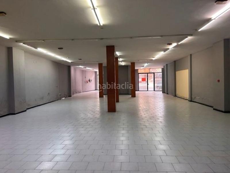 Foto 4991efbb-085f-4e33-ac68-9d2c3c31e808. Lloguer local comercial a calle ancha 38 a Centro Puertollano