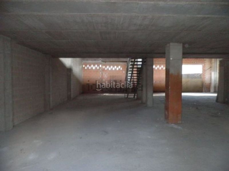 Foto 046d03ad-4f7b-4c0d-ac9f-4f912f142298. Lloguer local comercial a calle malagón 9 a PAU 2-600 Puertollano