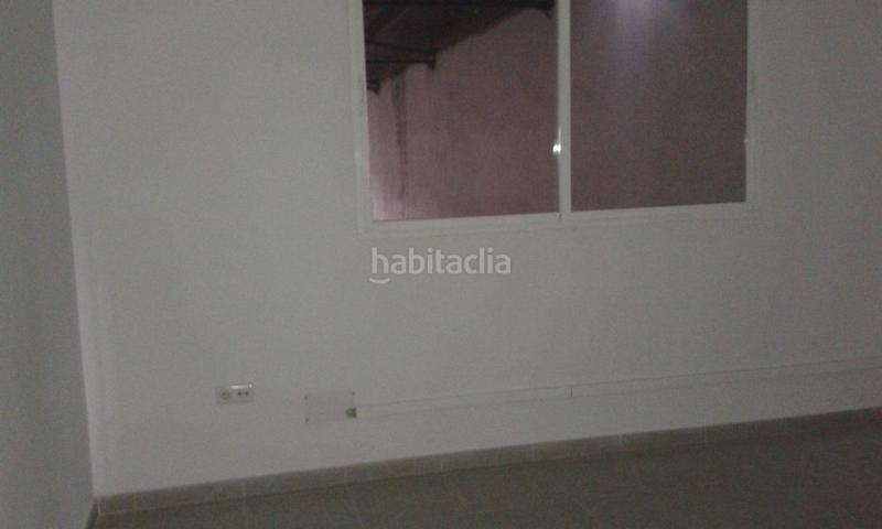 Foto 3ed22dcf-77a9-4b6b-9cb2-237632d2b316. Capannone industriale in Larache Ciudad Real