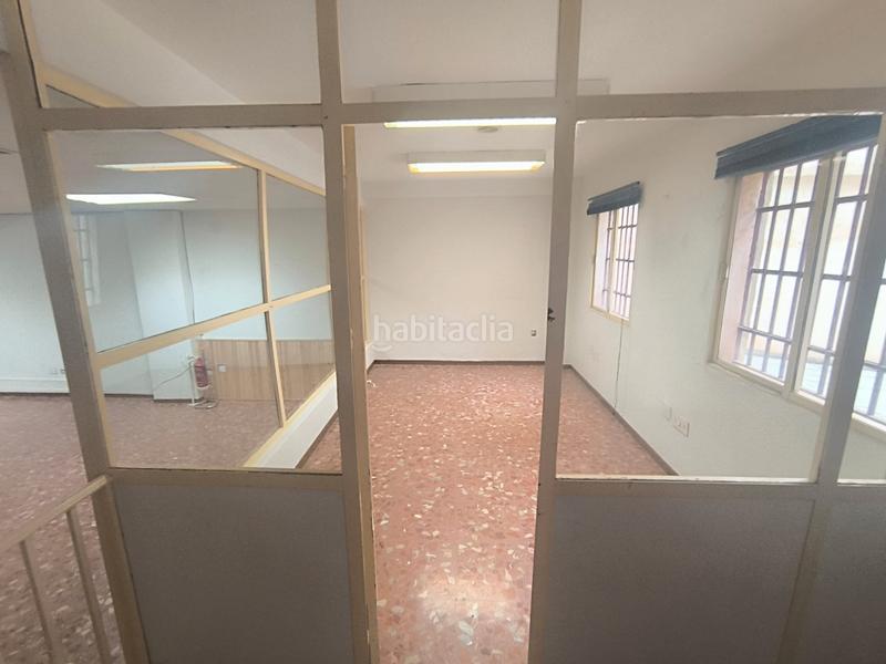 Foto c0b84f96-99b9-4b47-8b2f-940085a06285. Alquiler local comercial  a pie de calle en Ciudad Real