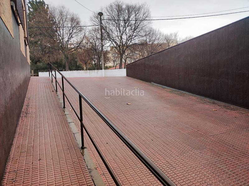 Foto 794b1a5d-916f-48e4-800c-00823f24e28a. Aparcament cotxe a barrio san juan 3b a Tomelloso