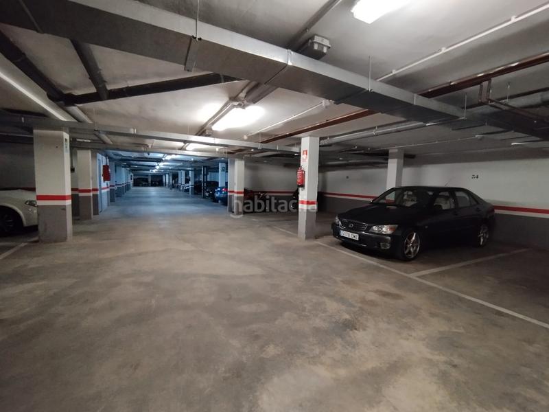 Foto bb3fe063-2fe1-4fc0-abfb-3d33b54f6d31. Parking voiture dans calle clemente cuesta santandreu 10 dans Tomelloso