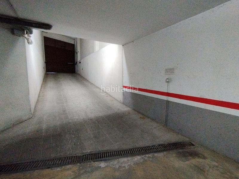 Foto e8bd9165-aa98-4cb4-b68c-f482d63b4ef9. Parking voiture dans calle clemente cuesta santandreu 10 dans Tomelloso