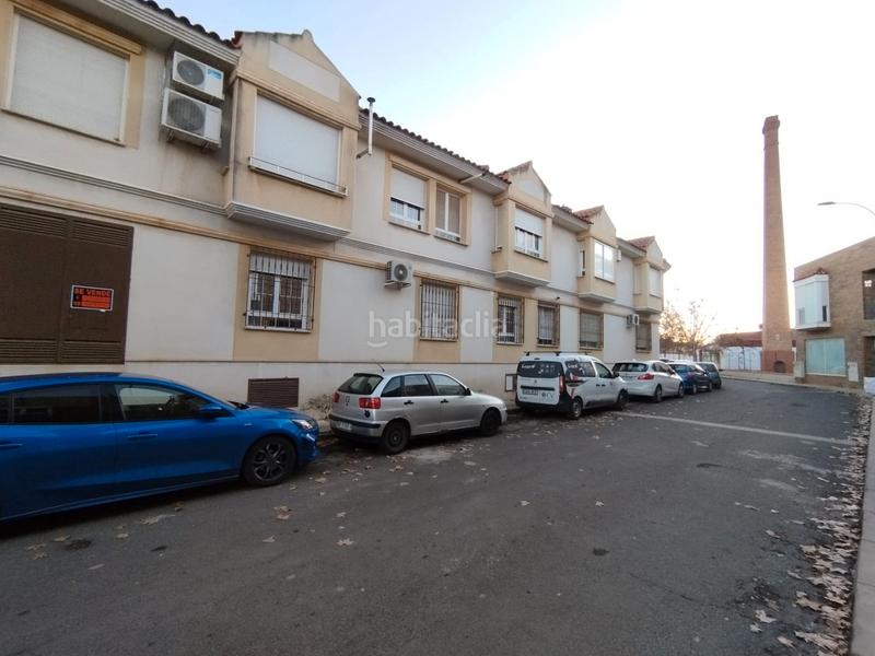 Foto ea47901c-b37e-4b5e-91ab-d5766553729b. Parking voiture dans calle clemente cuesta santandreu 10 dans Tomelloso