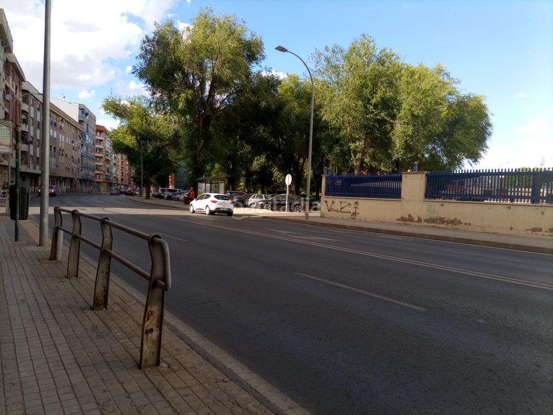 Foto 64b44e1b-f1bd-403e-b1b8-56214b87564a. Alquiler parking coche plaza de garaje de amplias dimensiones en Ciudad Real