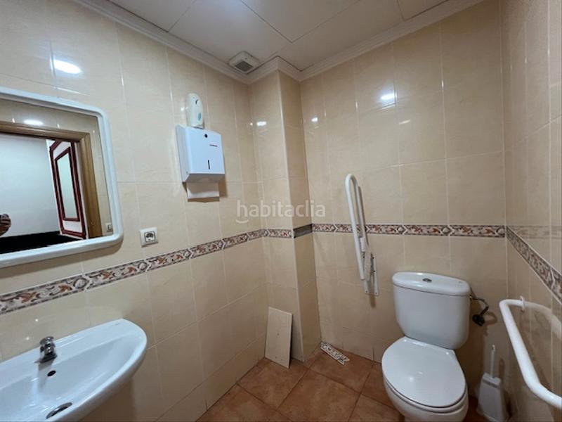 Foto 82e5b4b6-d0cd-4138-8bf5-d135b0eab1c3. Alquiler local comercial en calle maría auxiliadora 4 en Puertollano