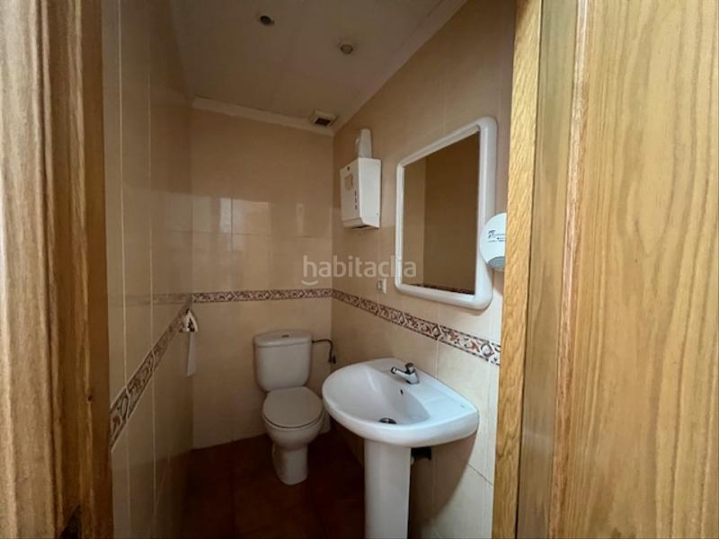 Foto d12e9239-4abb-4285-abf6-1712ebca8416. Alquiler local comercial en calle maría auxiliadora 4 en Puertollano