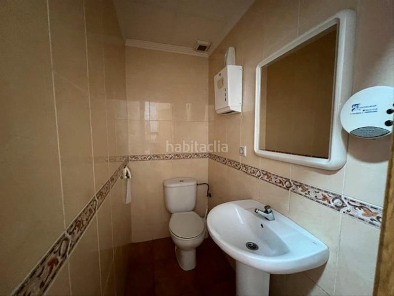 Foto abaa875d-b657-4360-b984-77f2a0d7ff25. Location local commercial dans calle maría auxiliadora 4 dans Puertollano