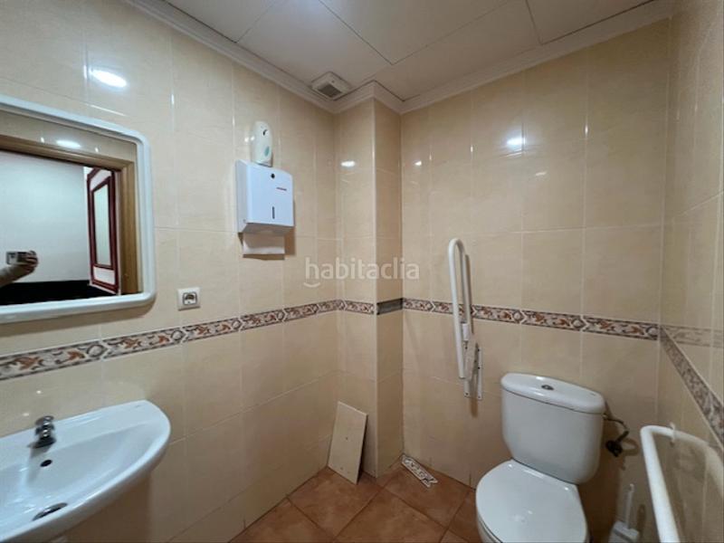 Foto fb140e1d-28a2-4fd9-b0bc-d075771fb305. Affitto locale commerciale in calle maría auxiliadora 4 in Puertollano