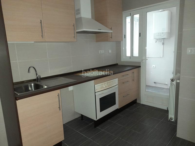 Foto 34f1ef02-723b-48ee-b12b-ec379565f158. Appartamento con riscaldamento parcheggio in Centro Puertollano