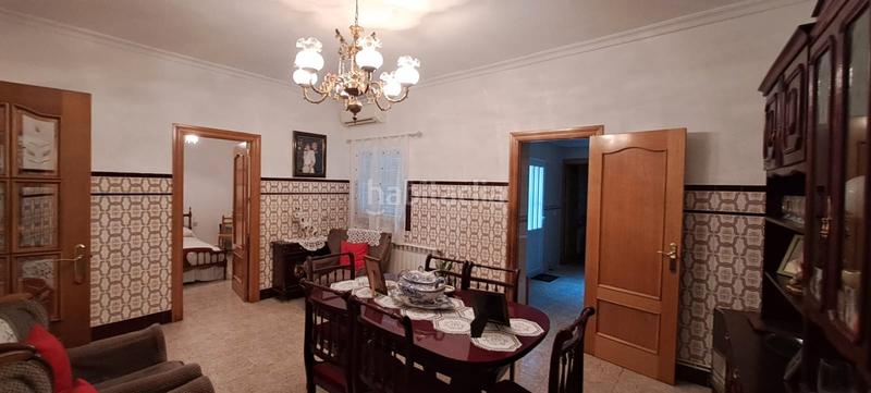 Foto 3bcb5edc-40ae-4f4a-bd94-3a95ac0b8725. Haus mit heizung in Carretera de Córdoba - Libertad Puertollano