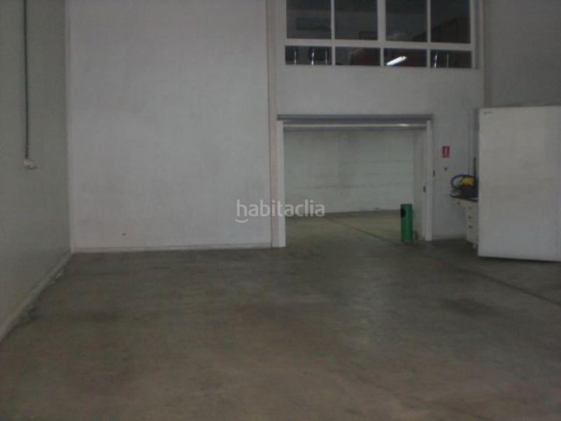 Foto 71e4d894-2033-490c-a1bd-236314b6db6f. Nau industrial a Almodóvar del Campo