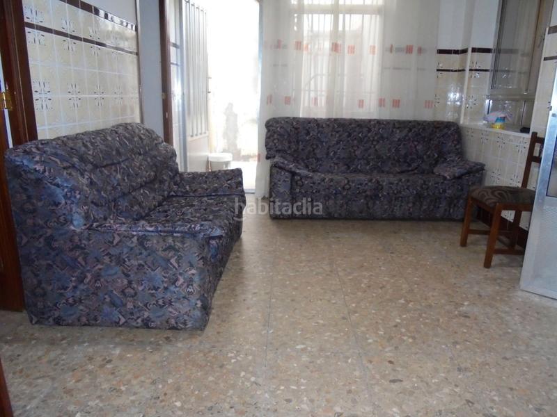 Foto 666e58e6-164d-41d3-8dc1-c310279f6d82. Casa adossada amb aparcament a Centro Puertollano