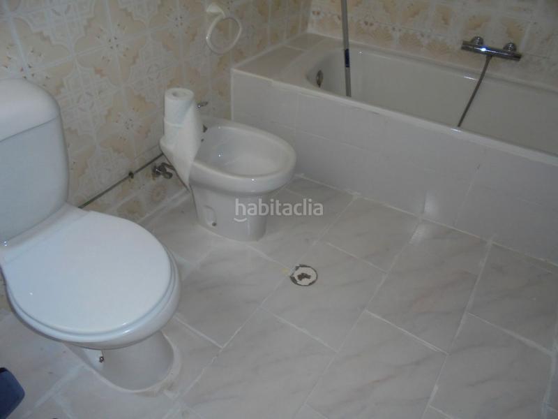 Foto 99a045d7-2d14-4d69-86cb-c6d9659e3a33. Casa adossada amb aparcament a Centro Puertollano