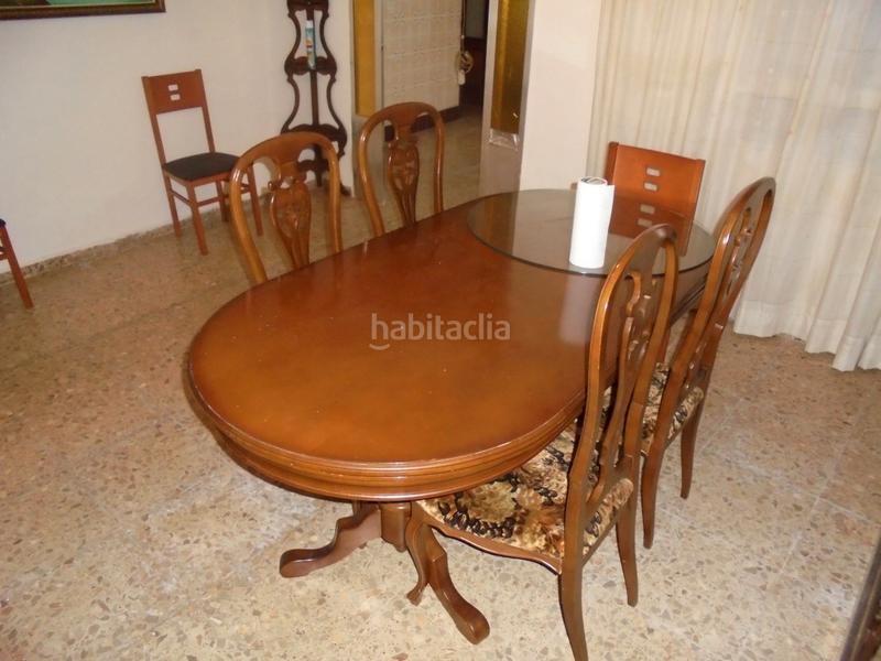 Foto b0c6c819-1433-4b7b-abdf-0a77a7e5a2db. Casa adossada amb aparcament a Centro Puertollano